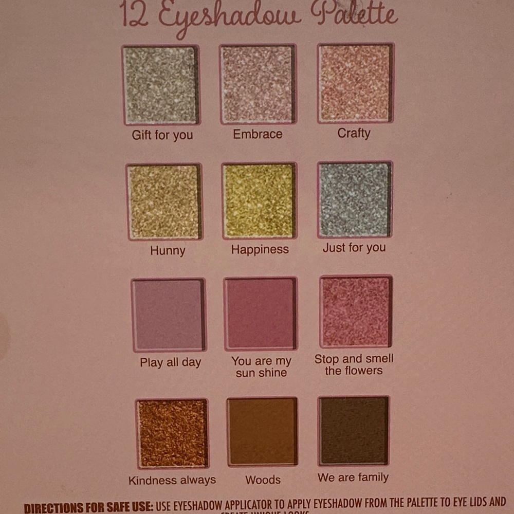 Disney Winnie the Pooh Palette and Lip Gloss set - Picture 5 of 9